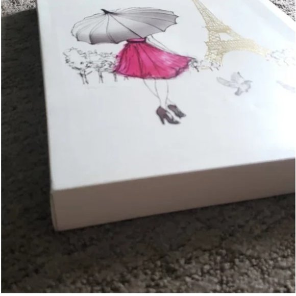 Sketching a Parisian Memory by Morgan Yamada - Picture 6 of 7